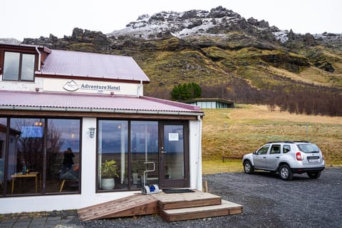 Adventure Hotel Hof Übernachtung mit Frühstück in Iceland