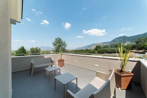 Natural landscape, Balcony/Terrace, Mountain view