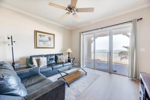 843 Cinnamon Beach, 3 Bedroom, Pet Friendly, Ocean Front, 2 Pools, Sleeps 8 Condominio in Palm Coast