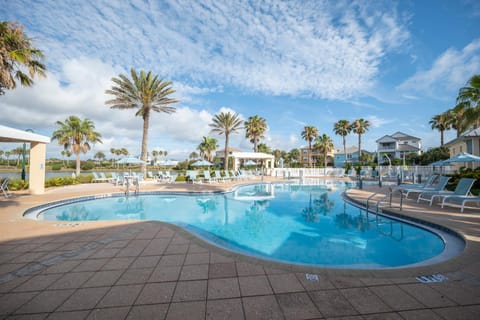 561 Cinnamon Beach, 3 Bedroom, Sleeps 8, Ocean Front, 2 Pools, Elevator Eigentumswohnung in Palm Coast