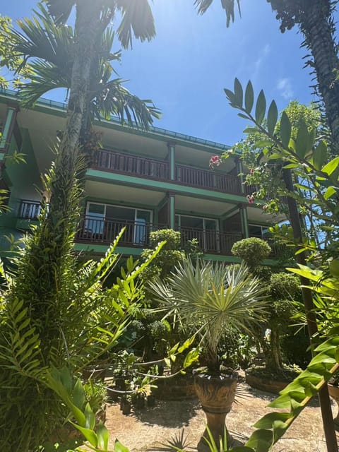 Pratum Resort Resort in Khuekkhak