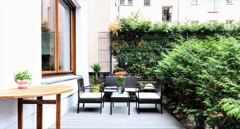 Patio, Balcony/Terrace, Seating area, Garden view