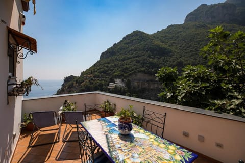 ILARY HOUSE luxury apartment in Positano Haus in Positano