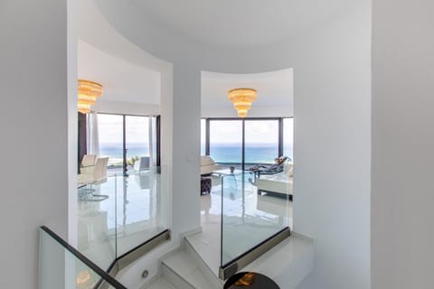 Villa Dione Palace Villa in Crete