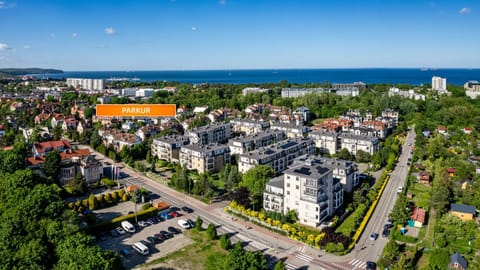 Property building, Day, Neighbourhood, Bird's eye view