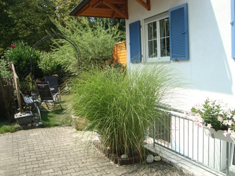 Facade/entrance, Garden