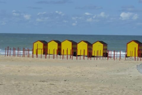 Bel appartement 2 ch à 300m de la plage Apartment in De Panne