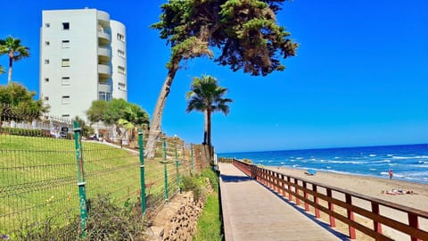 Algaida, beach apartment Condominio in Sitio de Calahonda