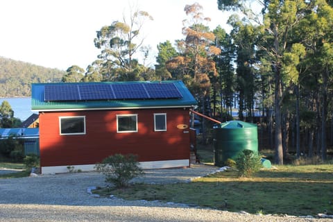 Loma Cottages House in South Bruny