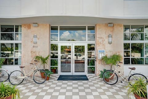 Property building, Cycling