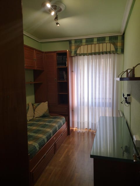 Apartamento GALLARZA con Parking Apartment in La Rioja