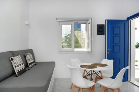 21 luxury apartments Copropriété in Naousa
