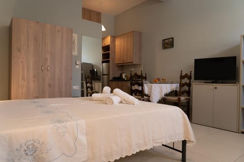 Blue Home Studio Apartment in Heraklion