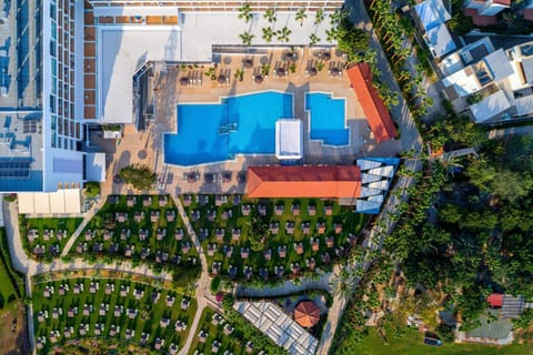 Cavo Maris Beach Hotel Hôtel in Protaras