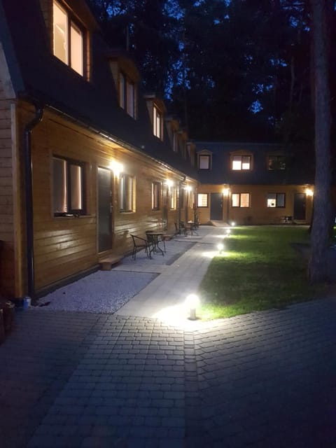 Property building, Facade/entrance, Area and facilities