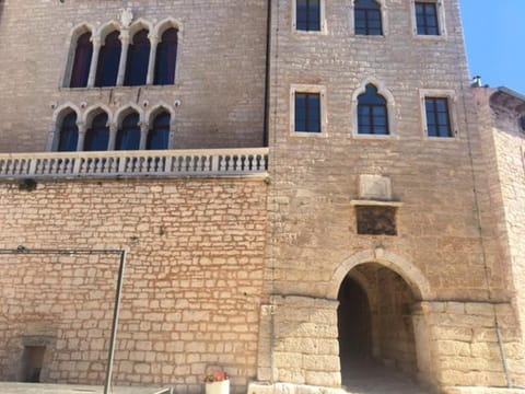 Property building, Nearby landmark, Facade/entrance