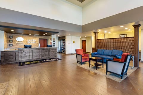 Comfort Suites Near Denver Downtown Hotel in Denver