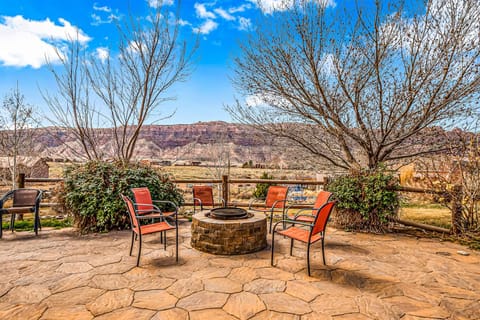 5 Bed 3 Bath Vacation home in Arches National Park Haus in Spanish Valley