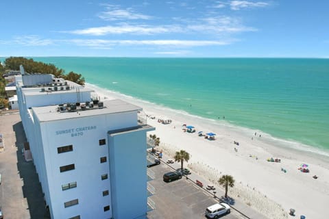 2 Bed 2 Bath Apartment in Tampa Bay Condo in Sunset Beach