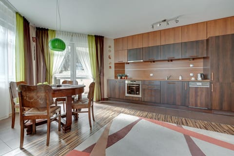 Blue Mandarin City Wood Gdynia Apartment in Pomeranian Voivodeship