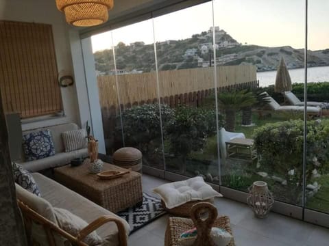 Golden Shell Villa in Crete