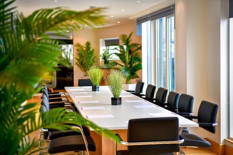 Panoramic sea views - Luxury 5 Star Penthouse Apartment in Swansea