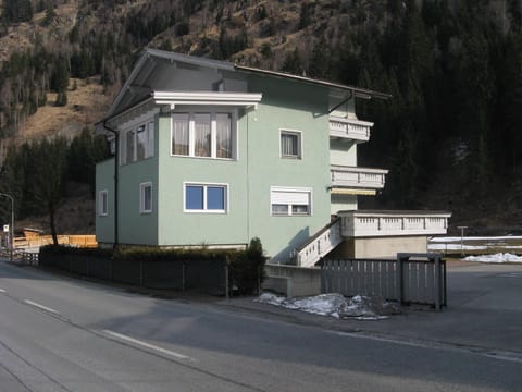 Facade/entrance, Summer