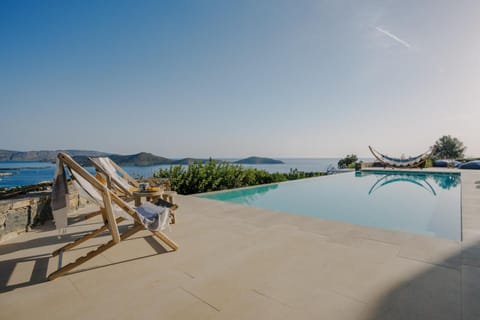 Pool view, Sea view, Swimming pool