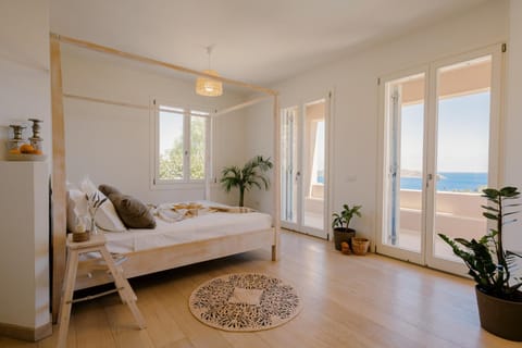 Bedroom, Sea view