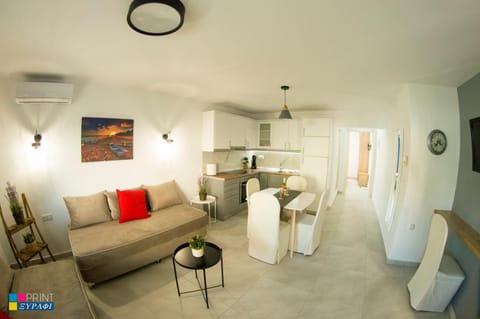 Evaggelia Design Suite Eigentumswohnung in Nea Peramos