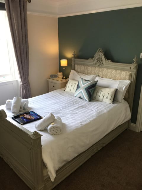 The Alendale Guesthouse Bed and Breakfast in Weymouth