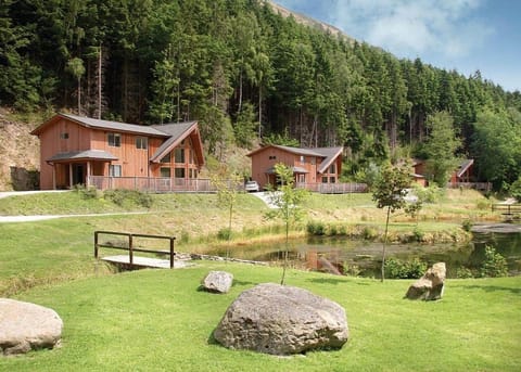 Penvale Lakes Lodges Camping /
Complejo de autocaravanas in Llantysilio