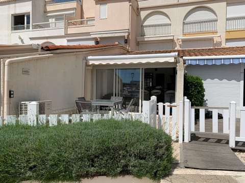 MARINA LOVE Apartment in Agde