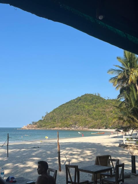 Smile Bungalow Bottle Beach Resort in Ko Pha-ngan Sub-district