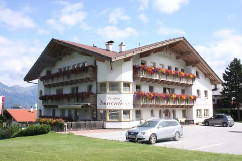 Property building, Facade/entrance, Spring, Summer, Parking