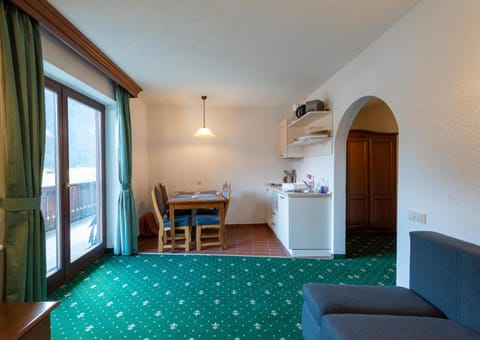 Ferienwohnungen Hirschen Apartment in Tyrol