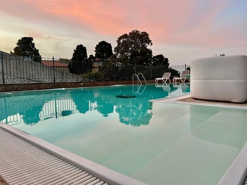 Pool view, Swimming pool