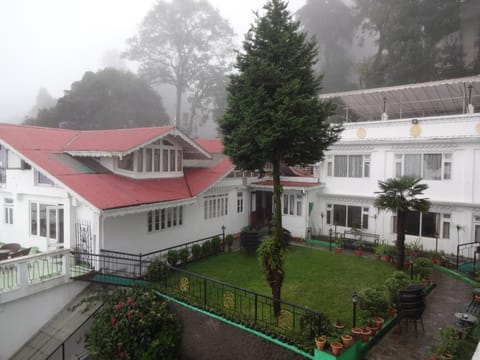 Little Tibet Hotel in Darjeeling