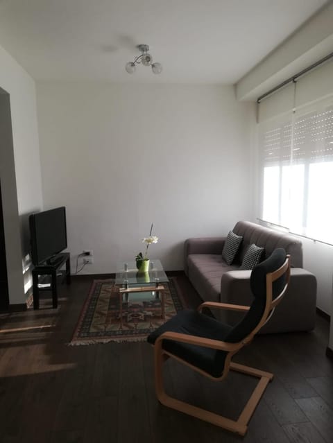 Communal lounge/ TV room, TV and multimedia, Living room