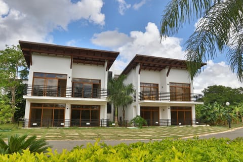 Sybaris Suites & Residences Hôtel in Juan Dolio