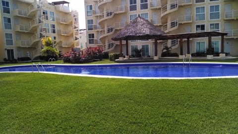 Pool view, Swimming pool, Swimming pool