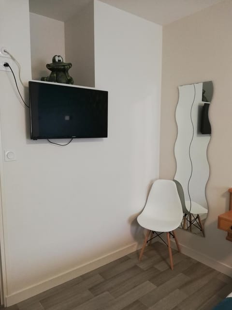 TV and multimedia, Bedroom