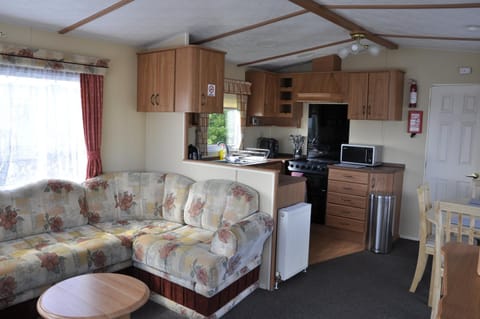 Caravan 6 Berth North Shore Holiday Centre with 5G Wifi Terrain de camping /
station de camping-car in Skegness