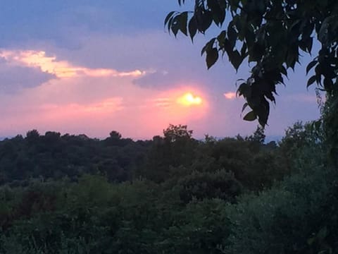Gîte du Jardin des Espuys Apartment in Provence-Alpes-Côte d'Azur