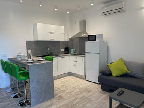 Apartments Demarin Condominio in Premantura