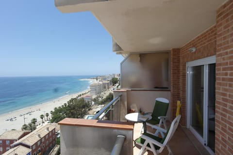 Balcony/Terrace, Living room, Photo of the whole room, Pool view, Sea view