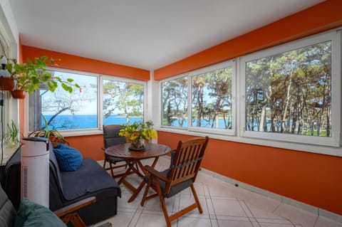 Day, View (from property/room), Balcony/Terrace, Seating area, Sea view