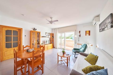 Apartamento Cala Higuera 80m2 Apartment in San José