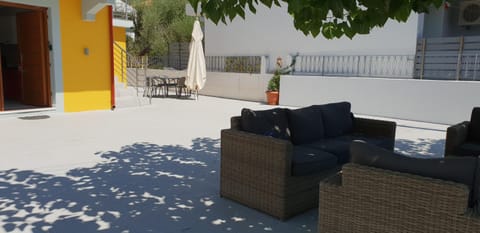 Patio, Balcony/Terrace, Lounge or bar