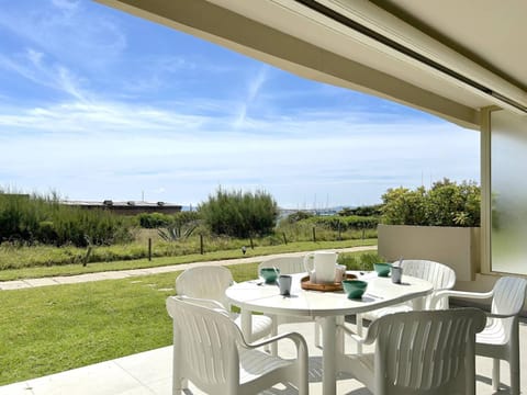 Appartement 3 pièces 4 couchages avec parking au Lavandou - FR-1-251-316 Apartment in Le Lavandou